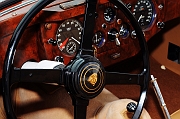183_Jaguar-steering-wheel_9371