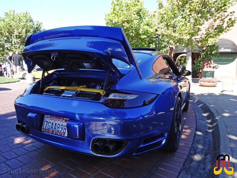 63-blue-Porsche-997-Turbo-S.JPG