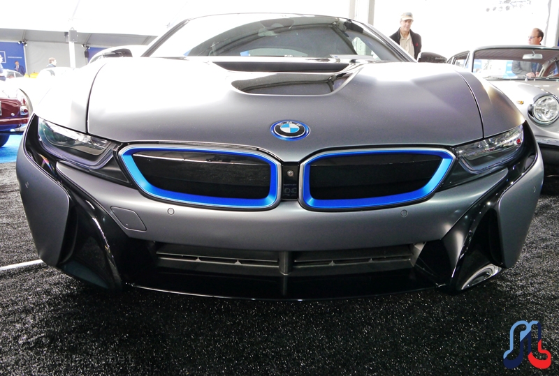 059-2014-BMW-i8-laser-headlights.JPG