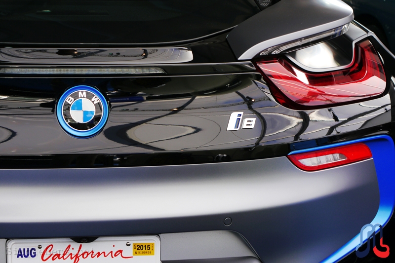 064-2014-BMW-i8-i-blue.JPG