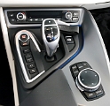 158-BMW-i8-shifter-iDrive-controller