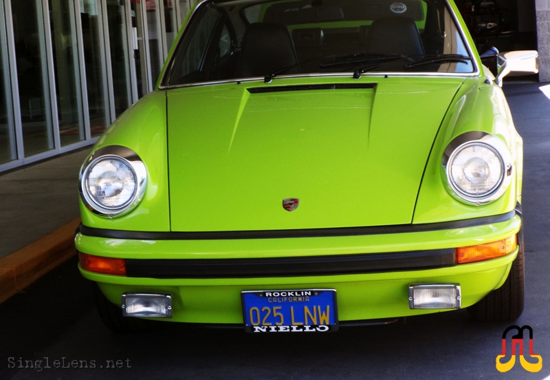 071-Porsche-911-engine-removal.JPG