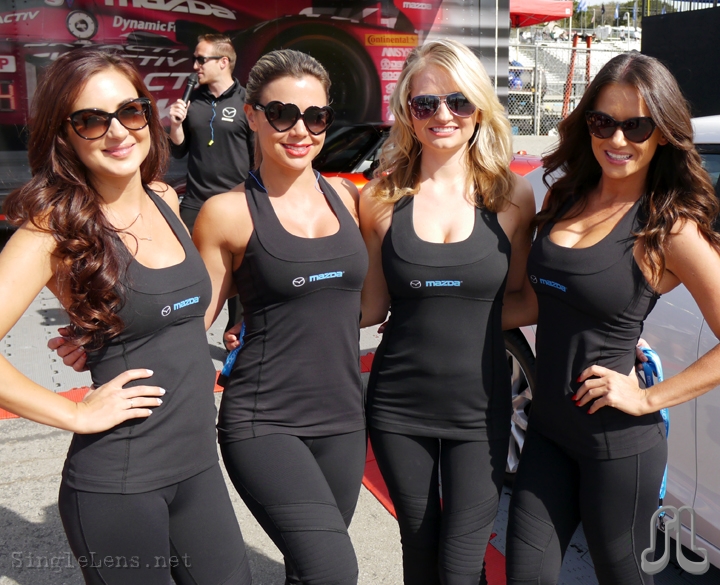 030-Mazda-Raceway-Laguna-Seca-girls.JPG