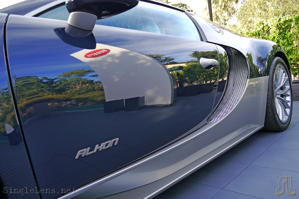 117-Bugatti-Veyron-Alkon.JPG