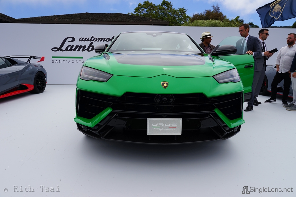 349-Lamborghini-Urus-Performante.jpg
