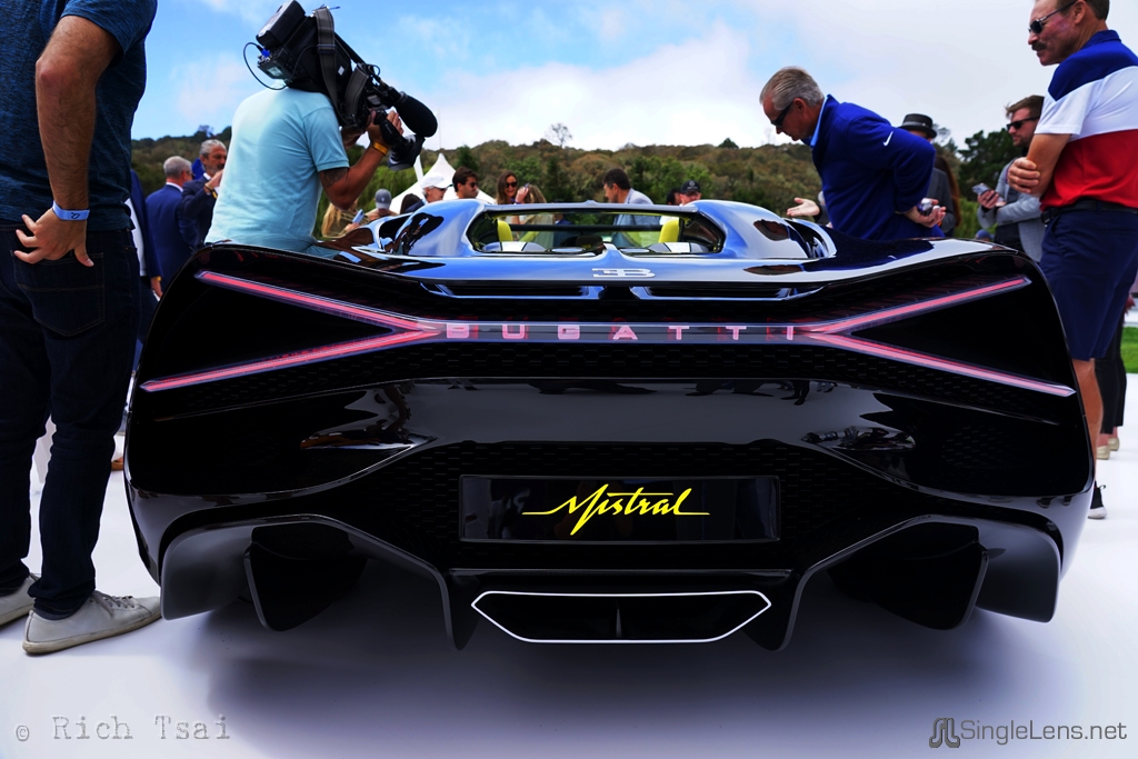 382-Bugatti-Mistral-roadster-final-W16.jpg