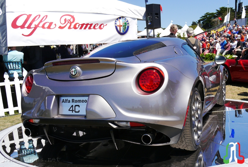 137-Alfa-Romeo-4C.JPG