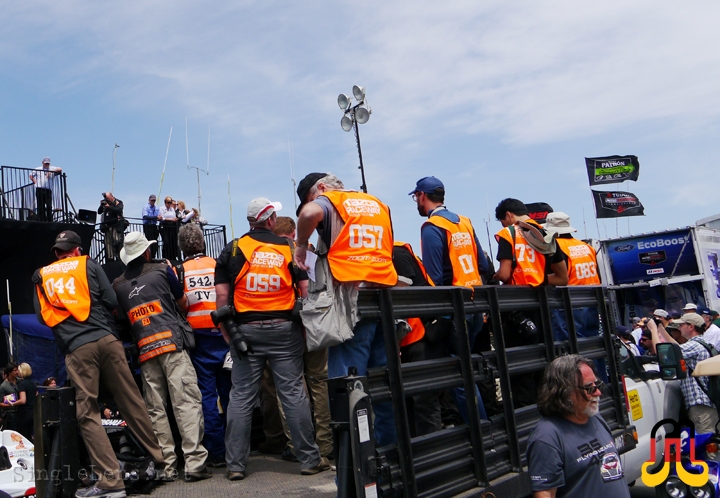 101-Laguna-Seca-media-vest.JPG